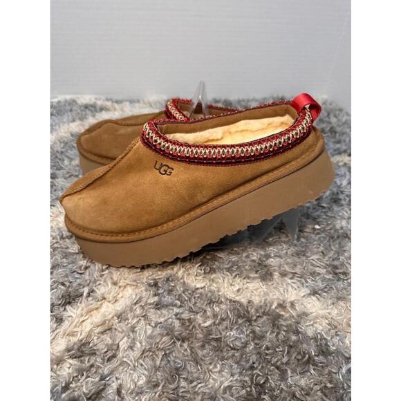 UGG Shoes - Women's UGG Brown and Red Scuffette II Tazz Slippers Size 9
